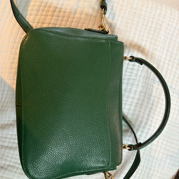 Beautiful Green Leather Coach Handbag - Picture 4 of 6